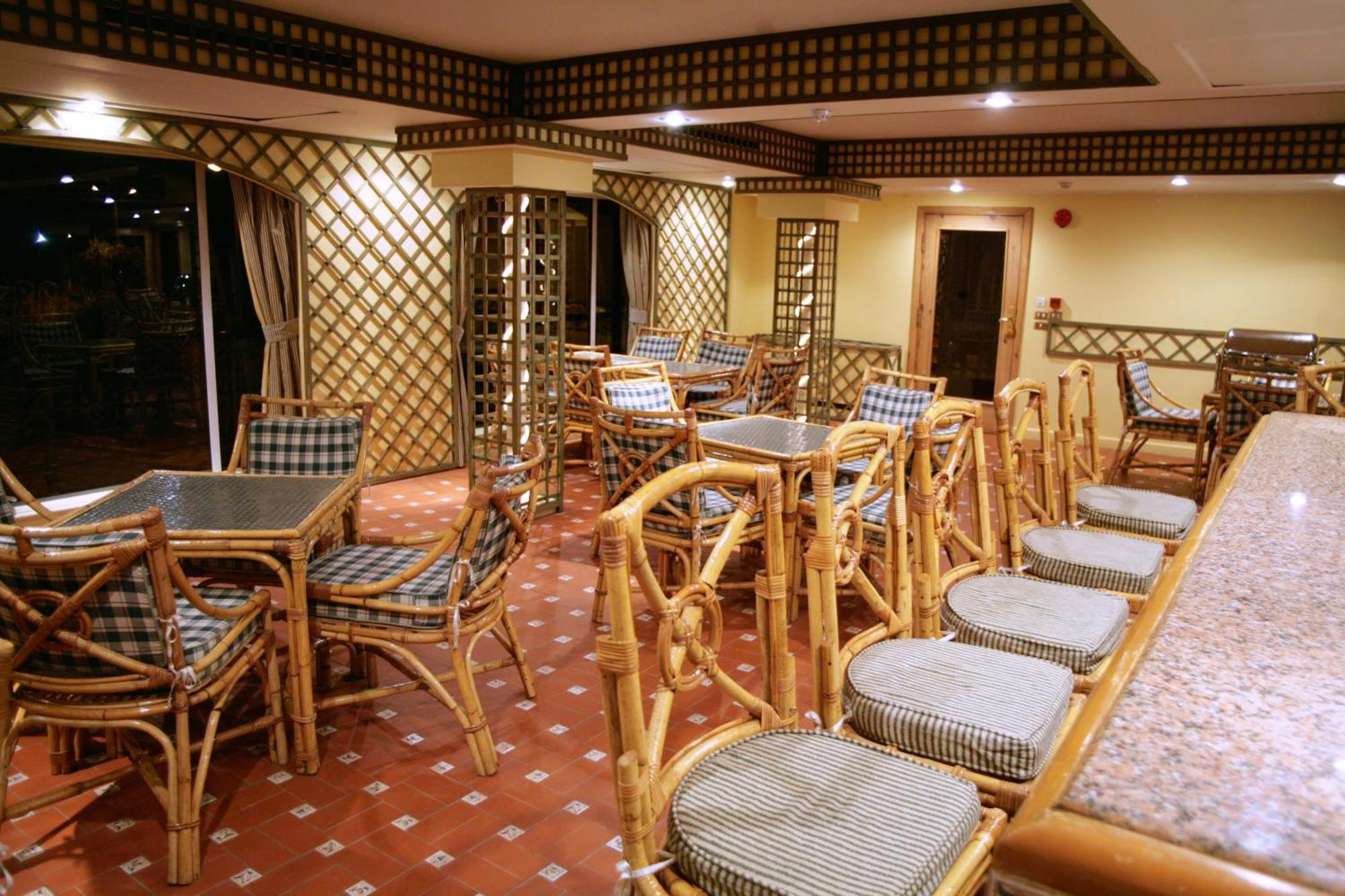 Moevenpick Prince Abbas Lake Nasser Cruise, Every Monday Four Nights From Aswan, Every Friday Three Nights From Abu-Simbel - Including Excursions And Sightseeing Esterno foto
